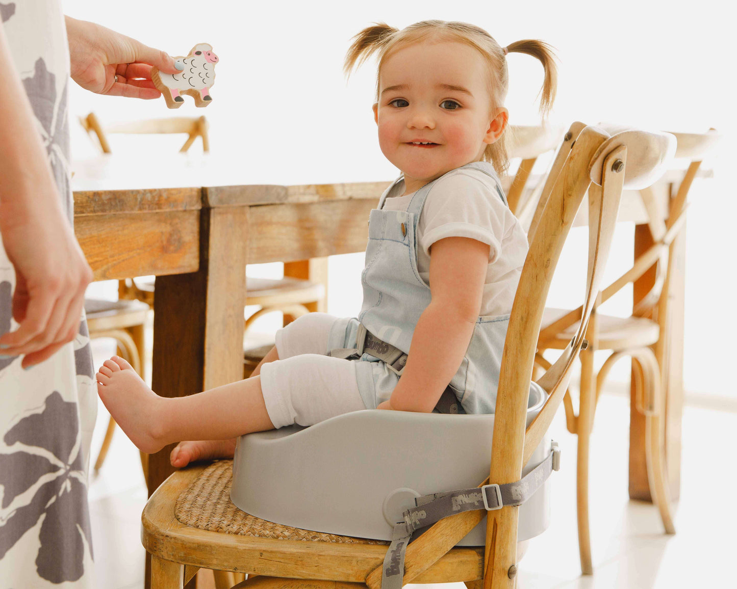 Bumbo -Booster seat -cool grey Feeding Chairs