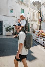 MiniMeis Shoulder Carrier