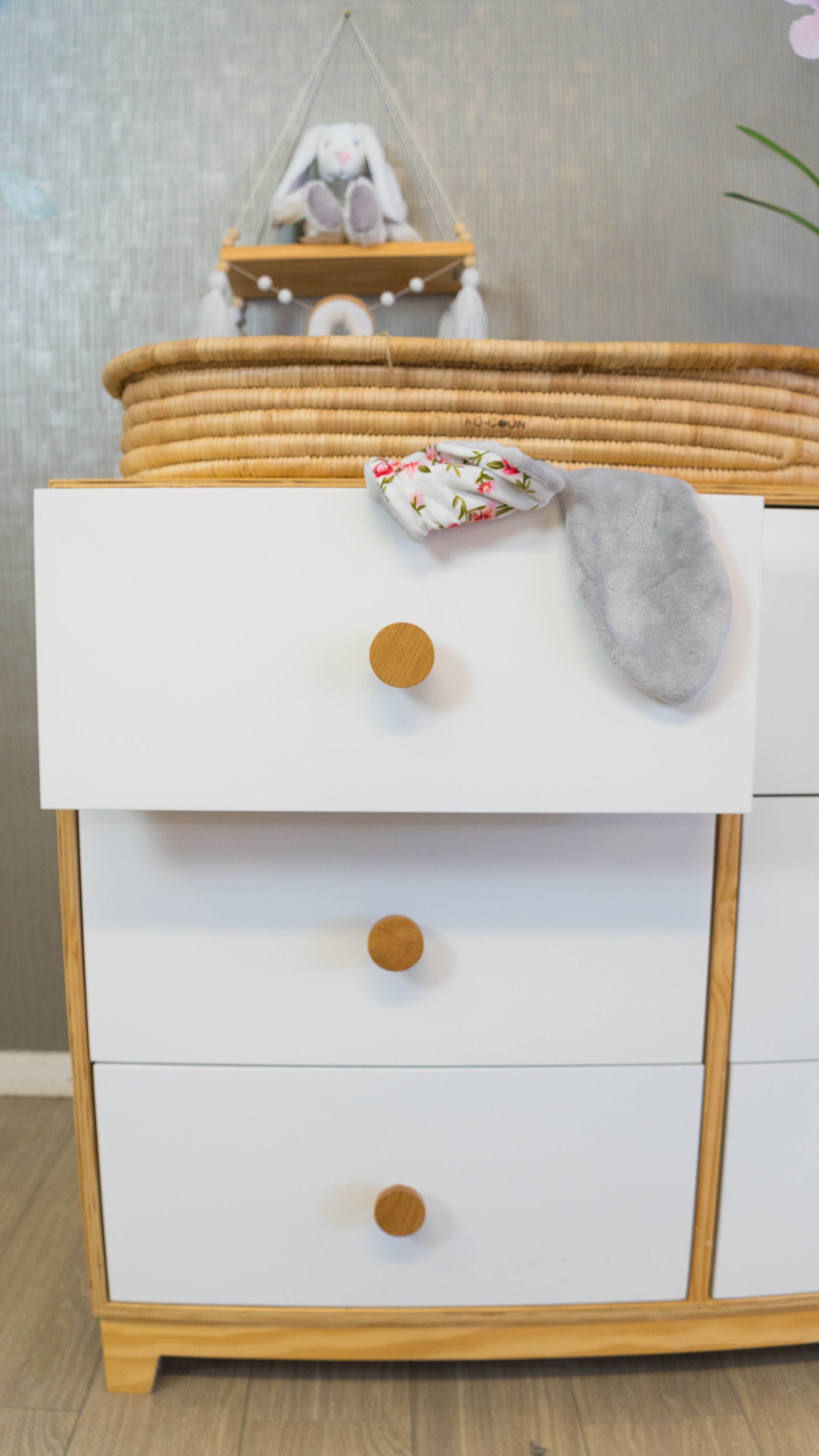 Birch wood Donnalee Compactum with 6 drawers and big wooden knobs, designed for stylish storage.