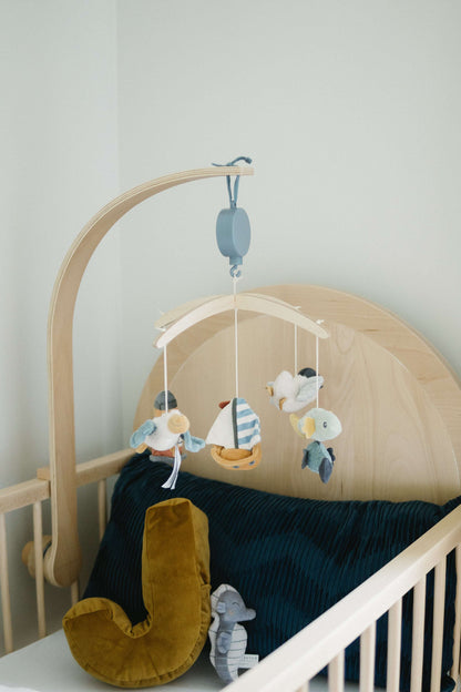 Bold Cot in Beech wood Cots