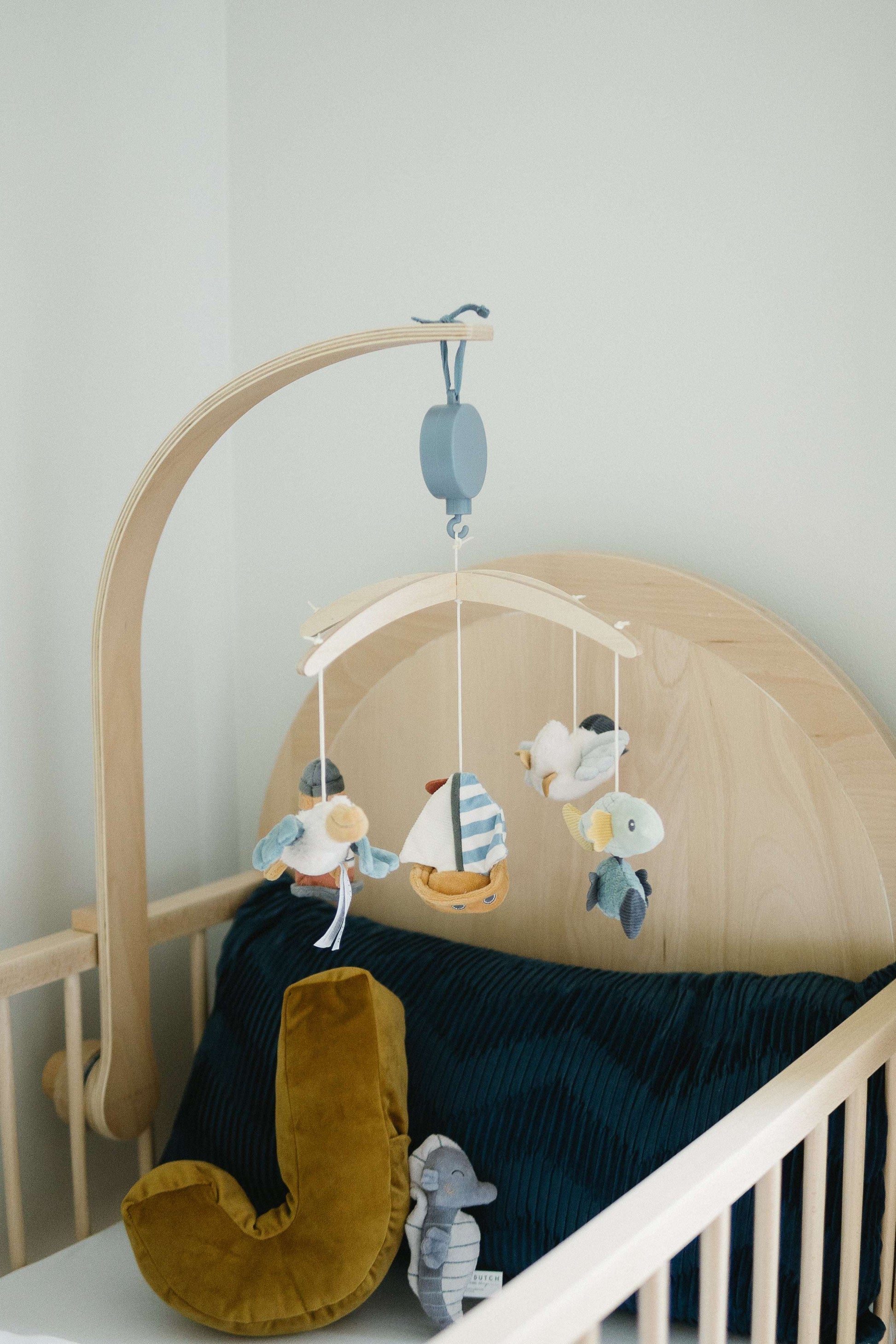 Bold Cot in Beech wood Cots