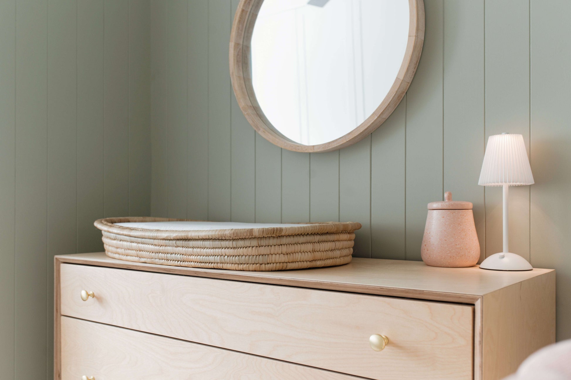 Lora Compactum Compactum