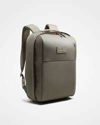 Close-up of the MiniMeis G5 showcasing its ergonomic design and sustainable materials