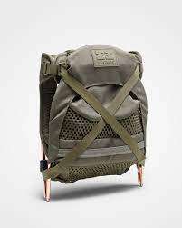 Close-up of the MiniMeis G5 showcasing its ergonomic design and sustainable materials