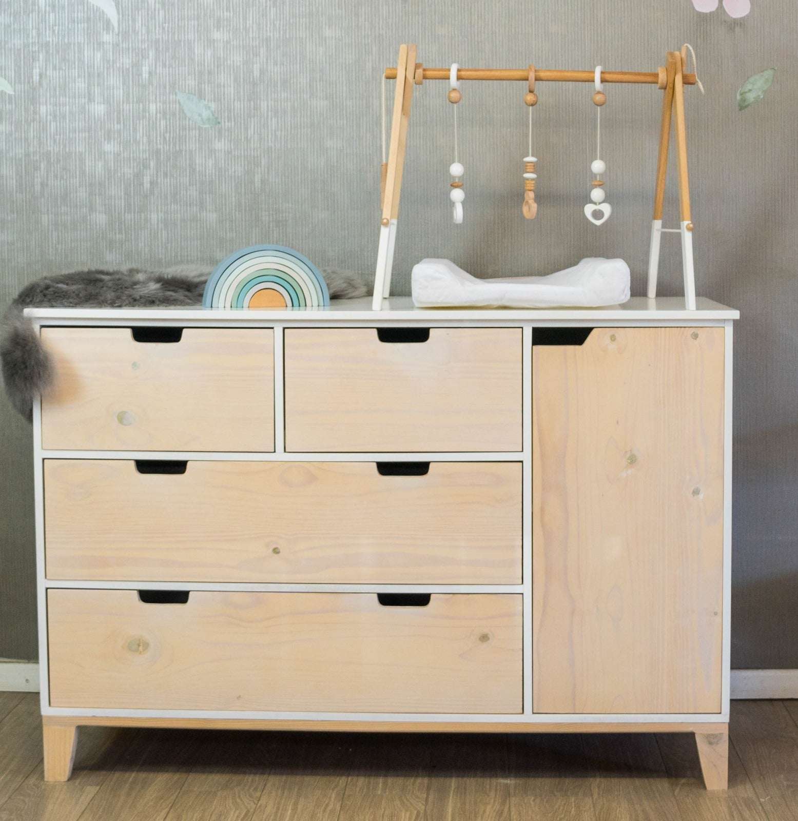 Durable Rupert Compactum with birch wood and melamine, designed for functional nursery storage.