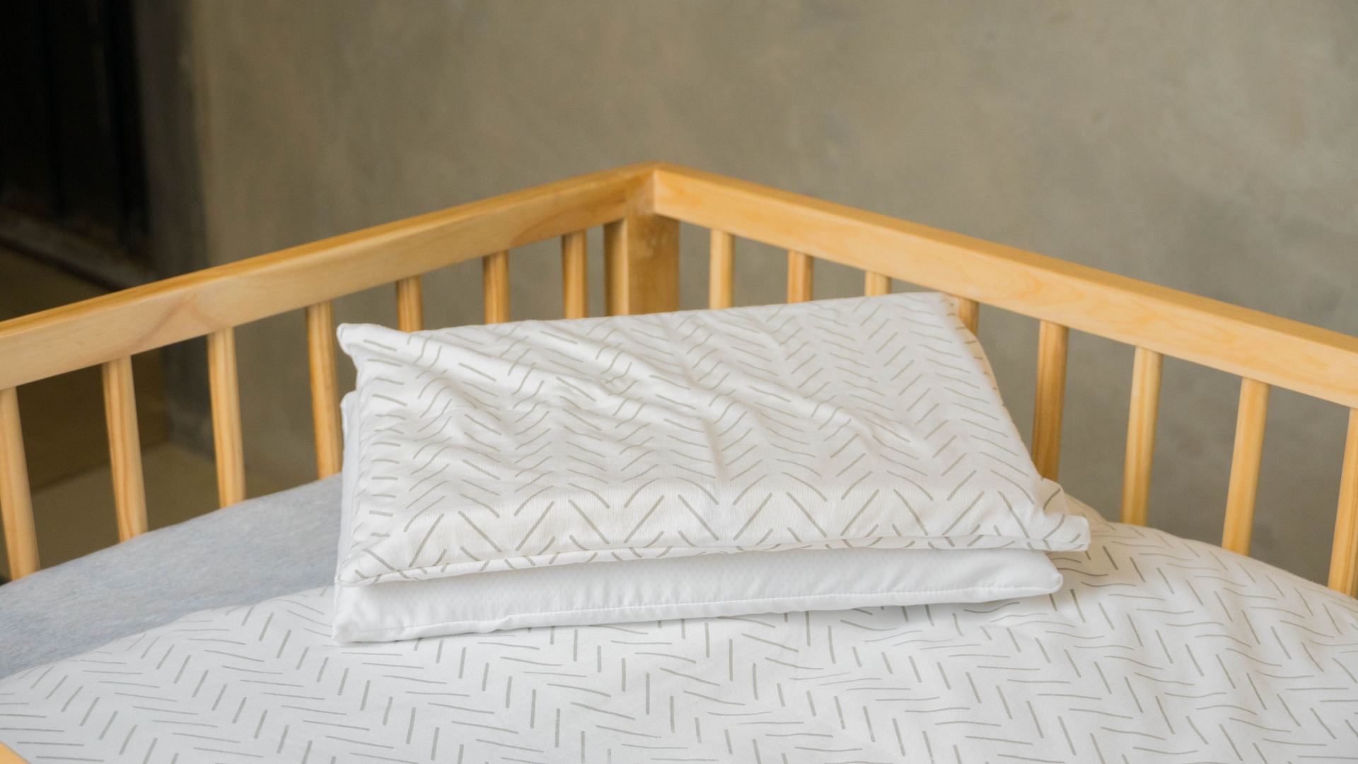 STRIPE  PATTERN DUVET COVER AND PILLOW CASE